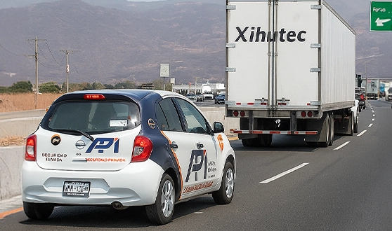 vehiculo custodía de autotransporte