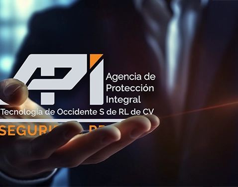 manos con logotipo de la empresa